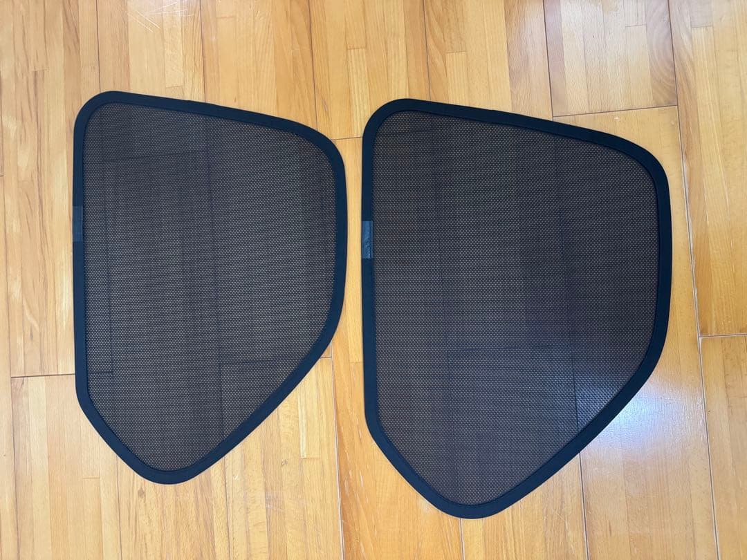 ELFORD ランドクルーザープラド・１５０系（全年式）専用レーザーシェード