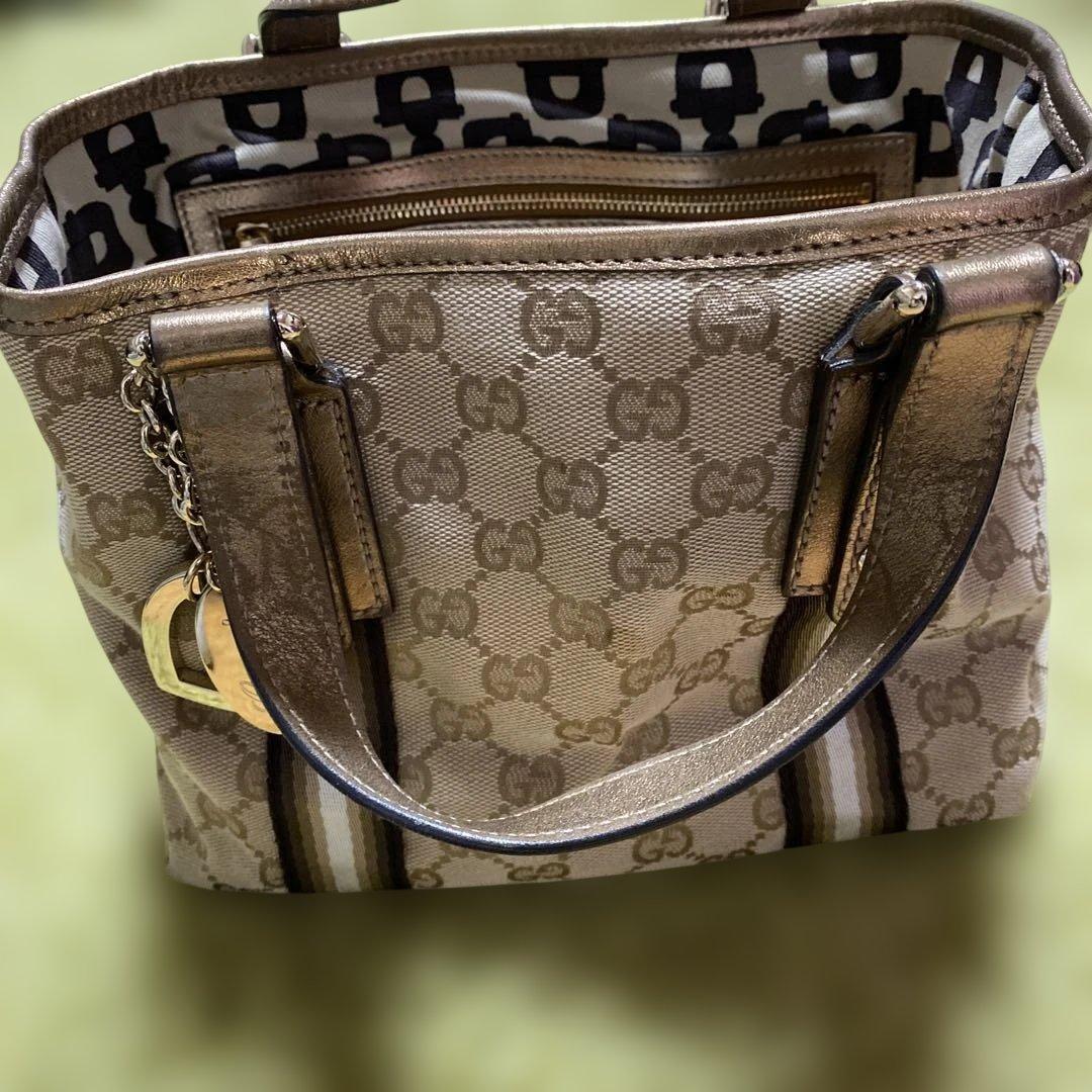 れ*ん様 グッチ　GUCCI ロゴ　ロゴ入り　トートバッグ　ハンドバッグ　バッグ