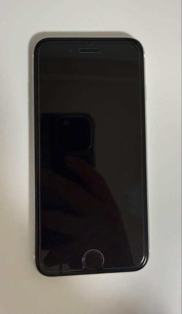 Apple iPhone SE 第二世代 64GB