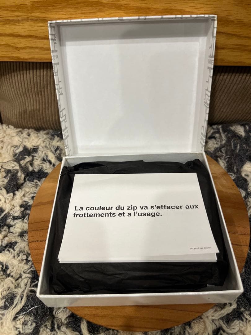 コムデギャルソン　ベリーブラック　ブラックレザー 二つ折り財布