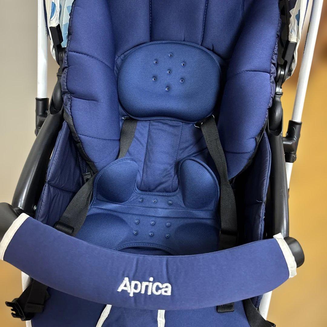 アップリカ　ベビーカー　ラクーナエアー