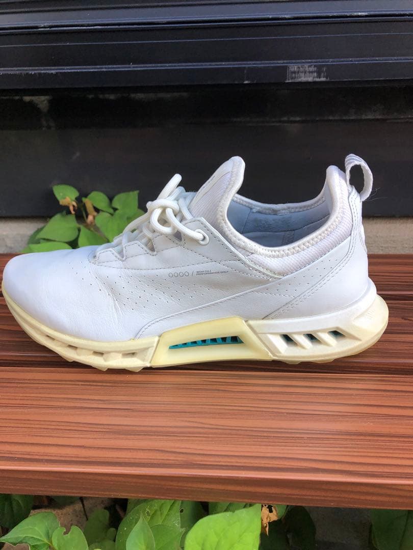 372番 美品ECCOゴルフシューズ 37 23.5cmスパイクレスゴアテックス