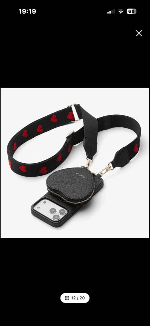 Custype 美品　ハートストラップ&ハートポーチ付　iPhone16