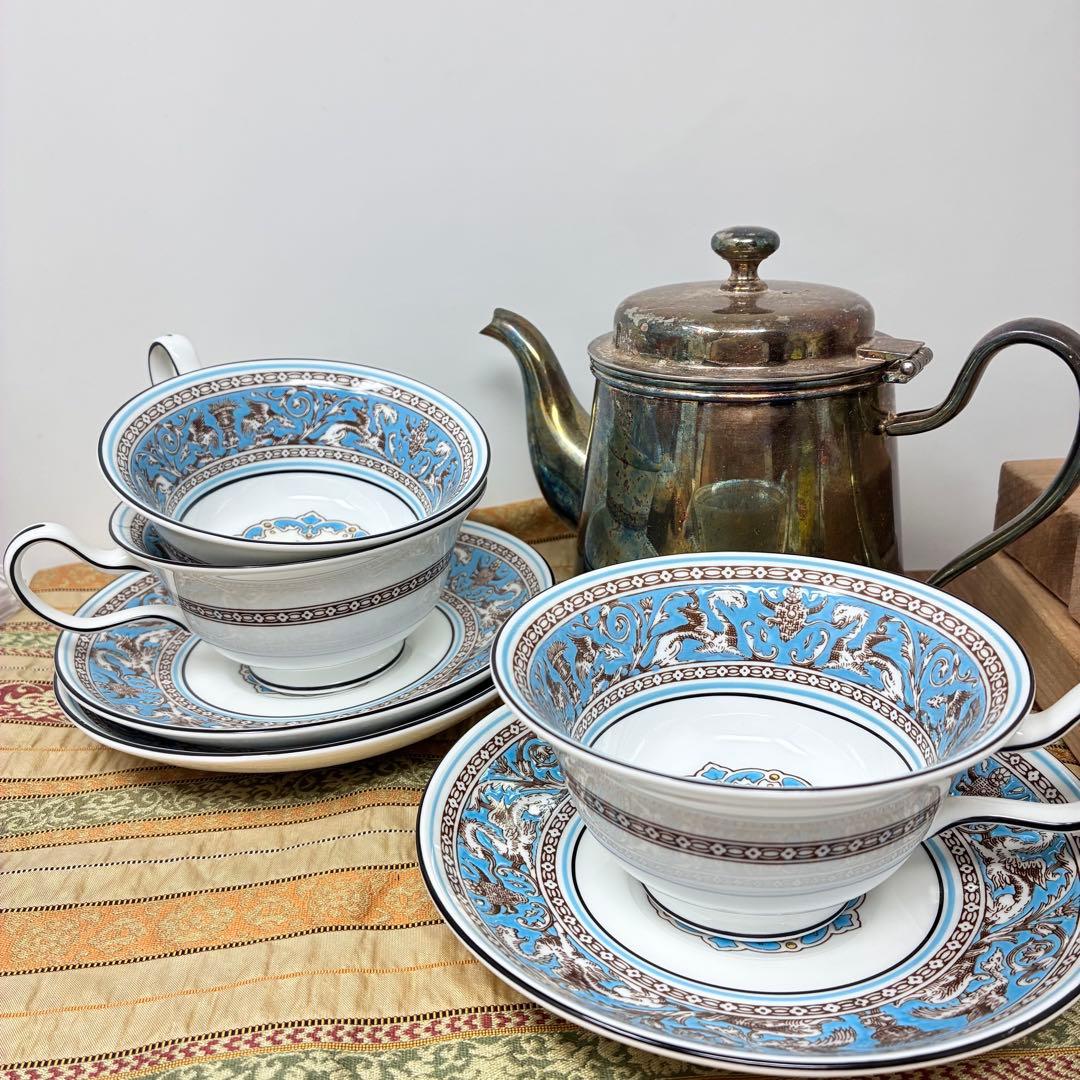 黒壺　ウェッジウッド フロレンティーンターコイズ カップ＆ソーサー　3客セット