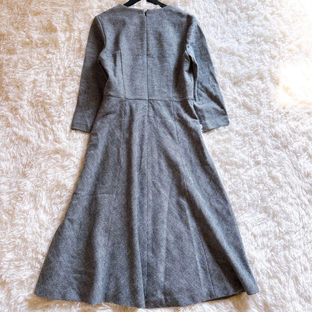 ANAYI アナイ　Vネック 長袖 フレアワンピース