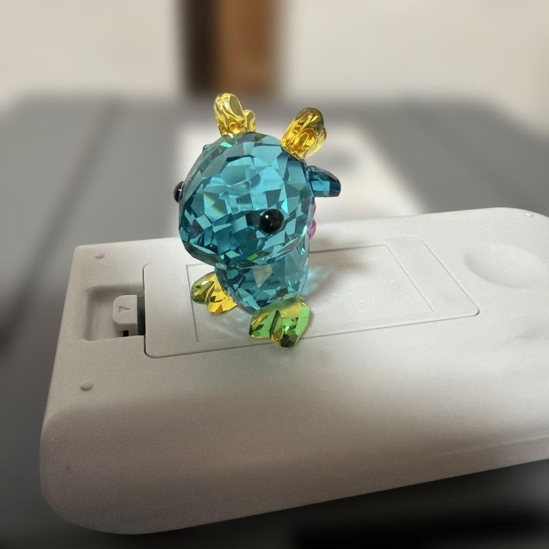 スワロフスキー　MAJESTIC DRAGON