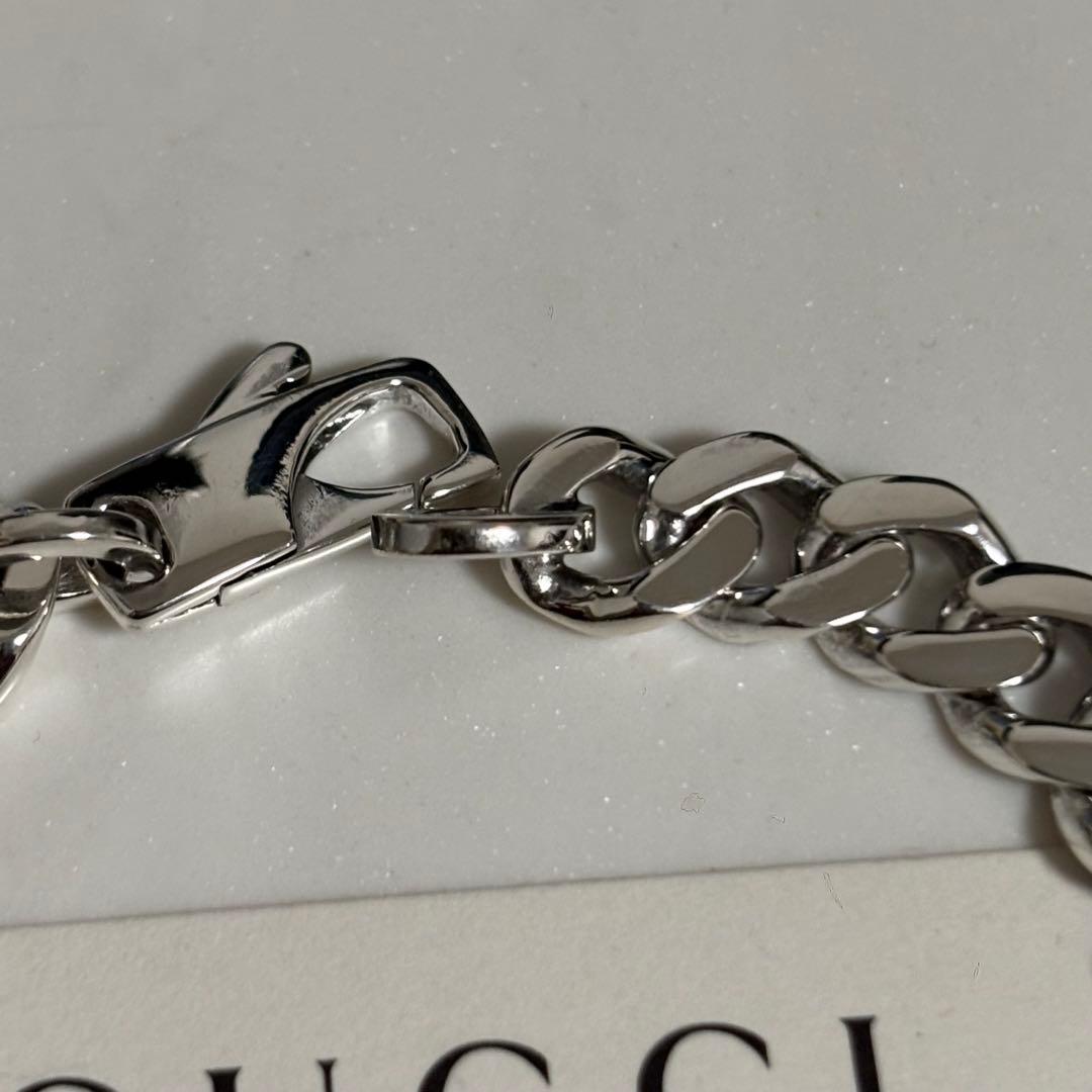GUCCI 新品同様品　ラージタイプ　カットアウトGブレスレット　刻印18