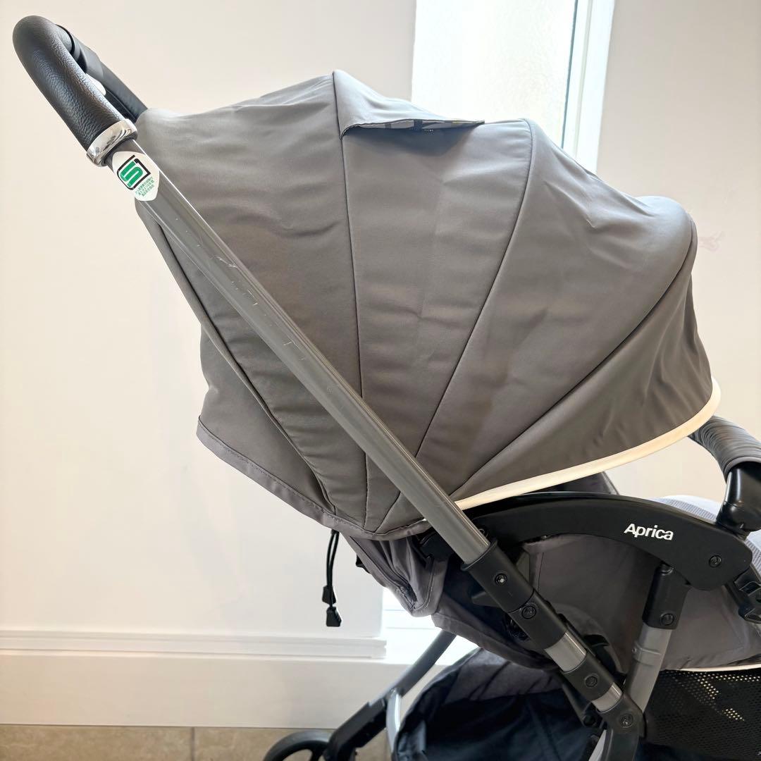 【美品】 Aprica ラクーナ クッション ベビーカー グレー 両対面式 A型