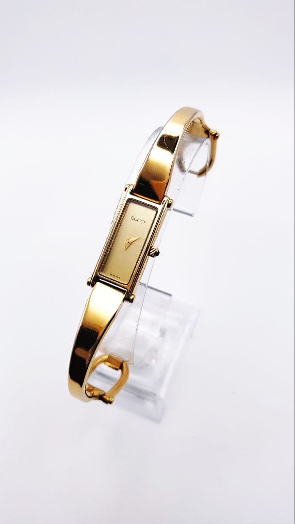 良品。GUCCI グッチ1500ゴールド