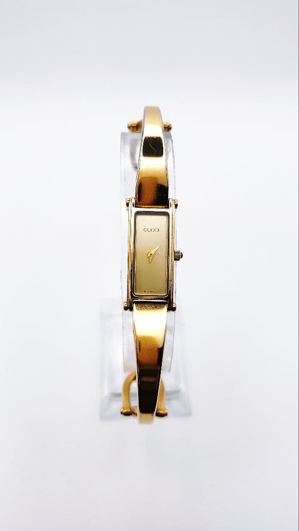 良品。GUCCI グッチ1500ゴールド