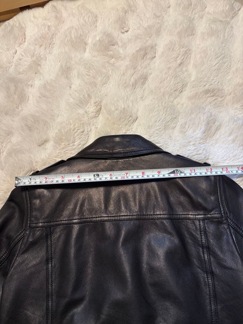 ブラック 美品　羊レザージャケット