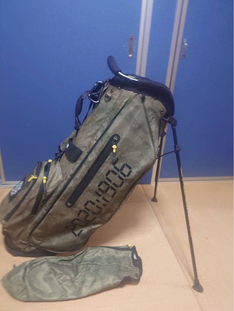 New Balance 迷彩柄 スタンドキャディバッグ