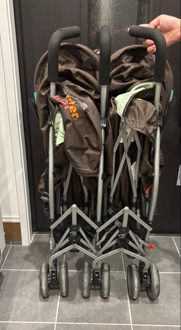 値下げしました❗️COSATTO二人乗りバギー　コンパクトベビーカー