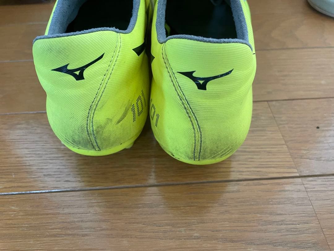 ✨希少美品✨MIZUNOミズノバサラ復刻蛍光黄色廃盤27.0㎝限定モデル