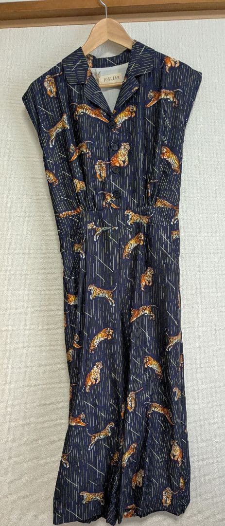 palava　ジャンプスーツ　オールインワン　サイズ6