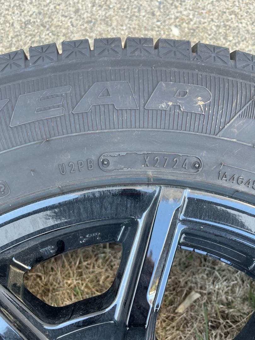 ジムニーJB64 スタッドレスタイヤホイール４本セット　ナット付き（20ケ）