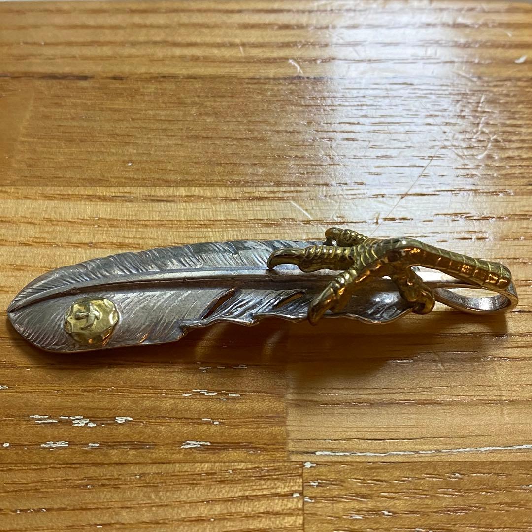 h*e様 現行　金爪メタル付き特大フェザー　左向き　goro's ゴローズ