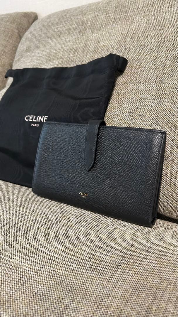 CELINE ブラックレザー 長財布