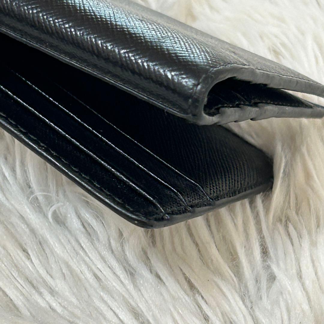 美品✨PRADA プラダ　マネークリップ サフィアーノ　メタルロゴ