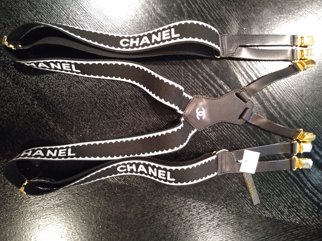 CHANEL ロゴ入りサスペンダー ブラック/ホワイト