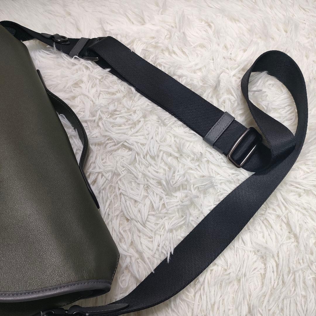 ◎美品 コーチ ショルダーバッグ バイカラー メッセンジャーバック リーグバイク