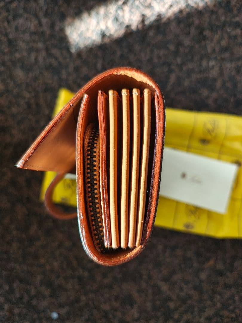 新品、未使用　FELISI 長財布 エンボスレザー（クロコ型押し） 3005　紺