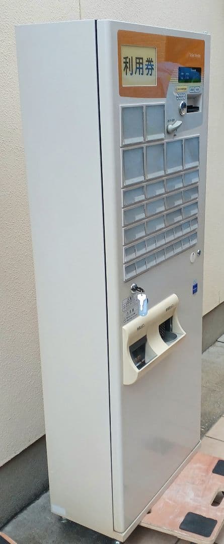 新500円・新紙幣対応済■グローリーVT-B10券売機　送料無料　1