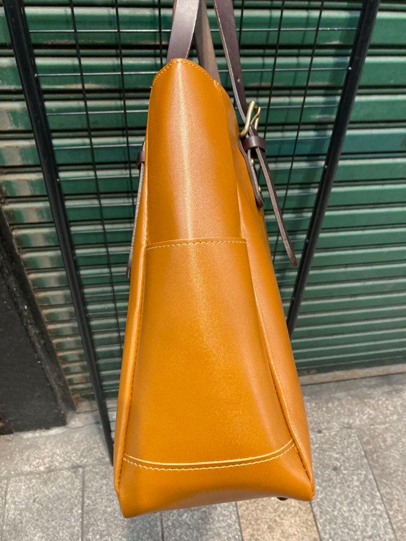 『zeha』「新品」【牛革】《姫路レザー》トートバッグ