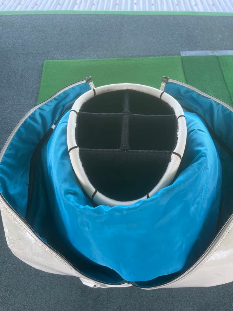 Nike 廃盤エナメルキャディバッグ ツアースタッフモデル