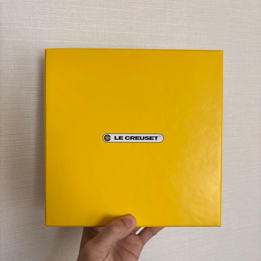 【激レア】LE CREUSET プレート 2018年限定品 紅白 2枚セット