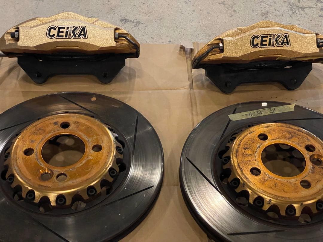 ミニR53 CEIKA 6ポットキャリパー