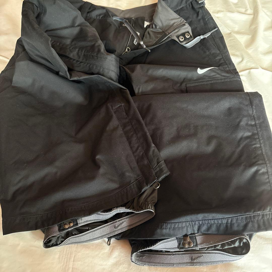 【未使用品】NIKE スノーボードウェア上下セット＋ベスト