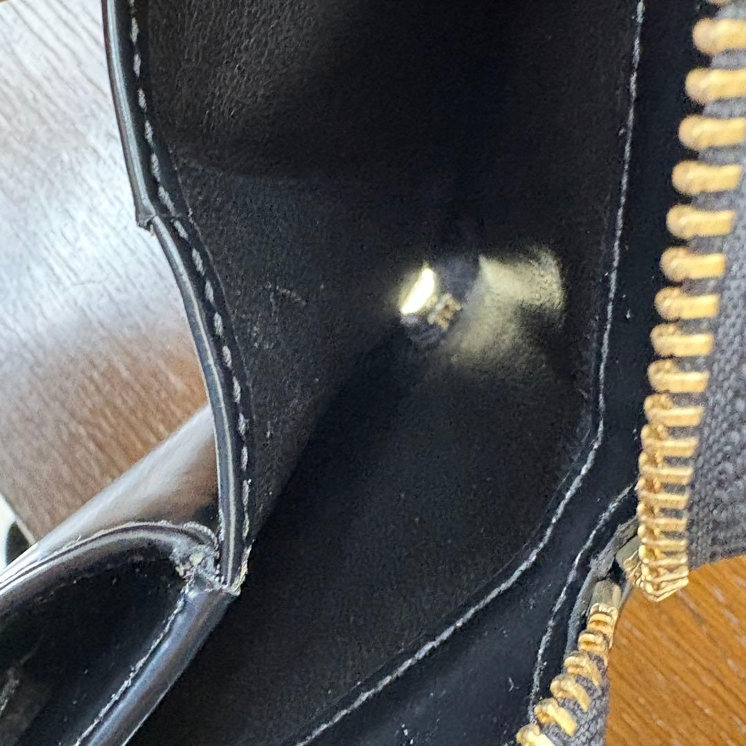 美品【コムデギャルソン】二つ折り財布　ポルカドット　箱付き