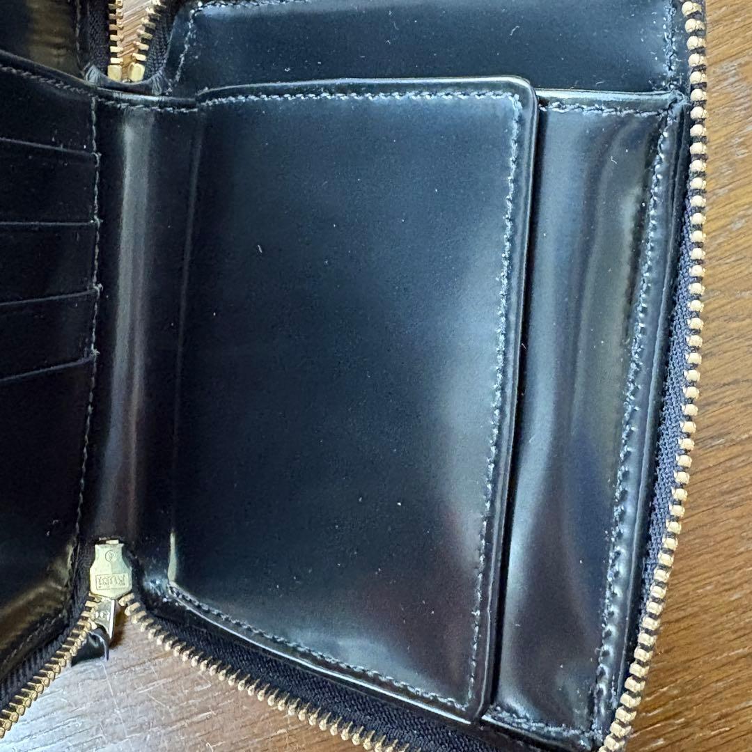 美品【コムデギャルソン】二つ折り財布　ポルカドット　箱付き