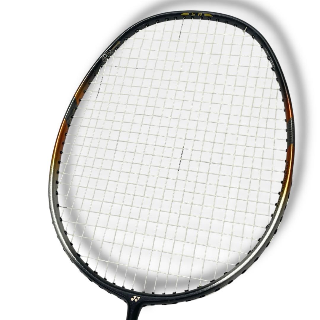 希少❗️YONEXヨネックスバドミントンラケット Ti Isometric SR