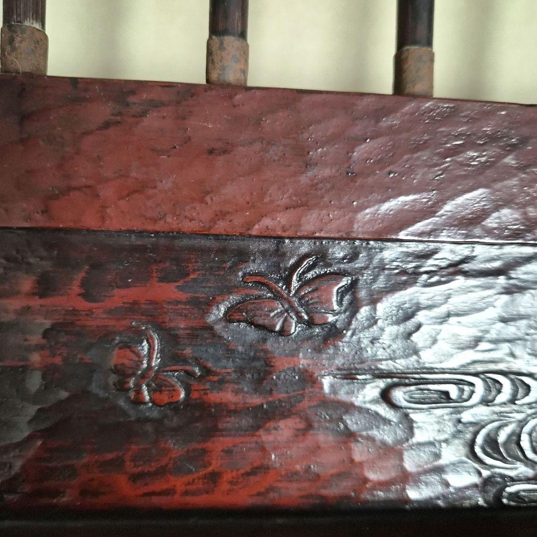 鎌倉彫のような【矢衝立】