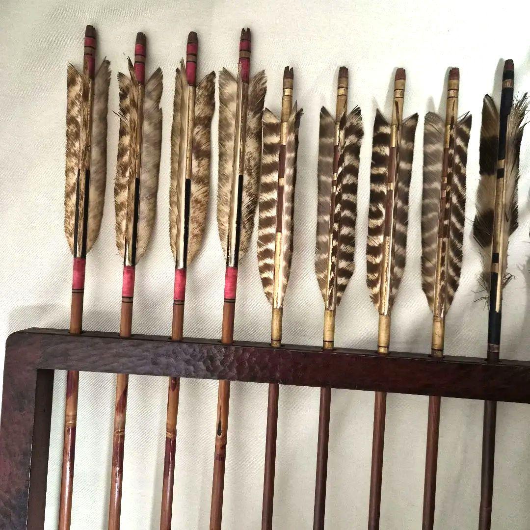 鎌倉彫のような【矢衝立】