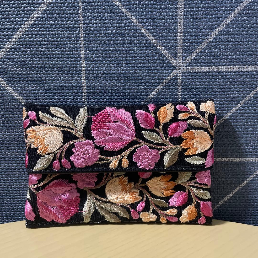 ハンドメイド☆少し大きいフラットポーチ・ポケットティッシュケース2点セット