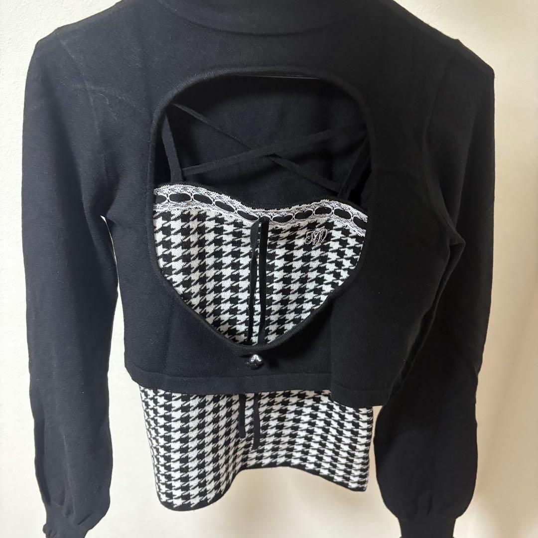 ハニーミュウ　千鳥柄ハイネックアンサンブルトップス　Fサイズ