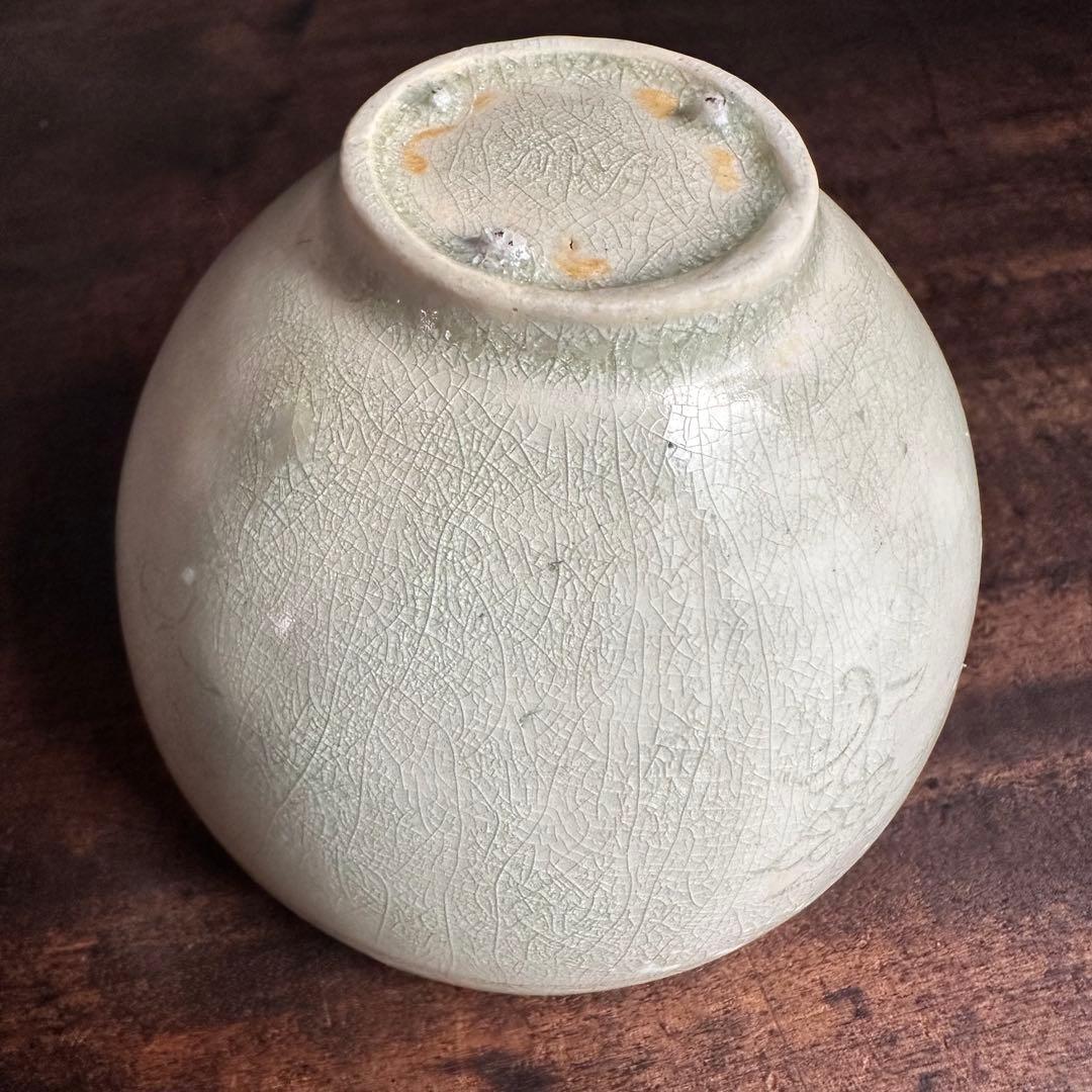 【超希少】 高麗 青磁 陰刻 菊花紋 茶碗 朝鮮美術 古玩 骨董 美品