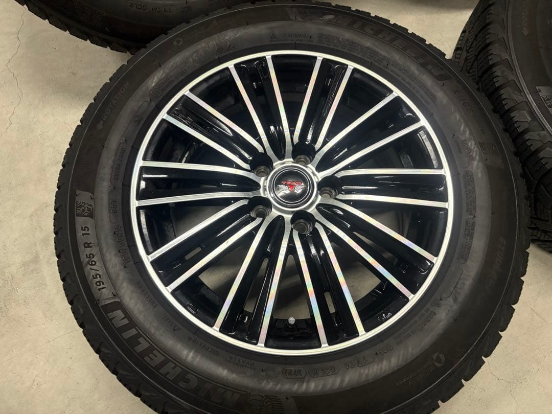 みっちゃん① 195/65R15 スタッドレス　pcd100 ミシュラン