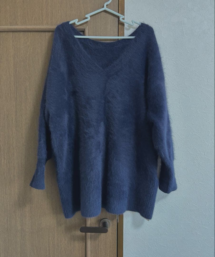 完売カレンソロジーFOXカシミヤVネックニットプルオーバー