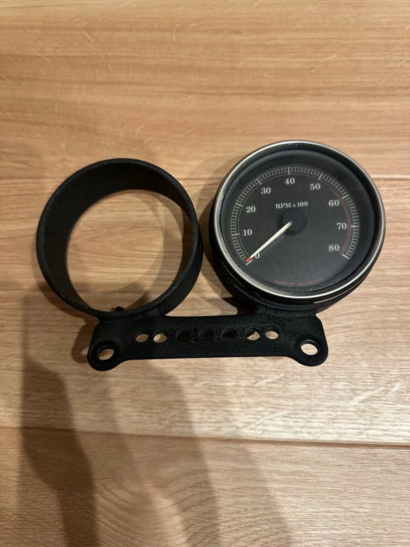 【Harley-Davidson】純正タコメーター　スポーツスター　ダイナ