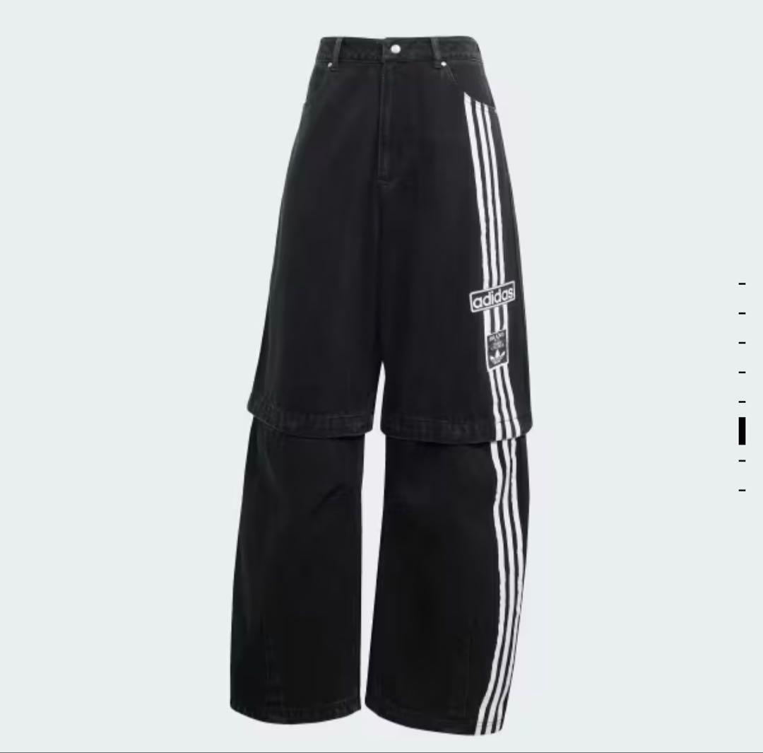 adidas ブラック ワイドレッグデニム