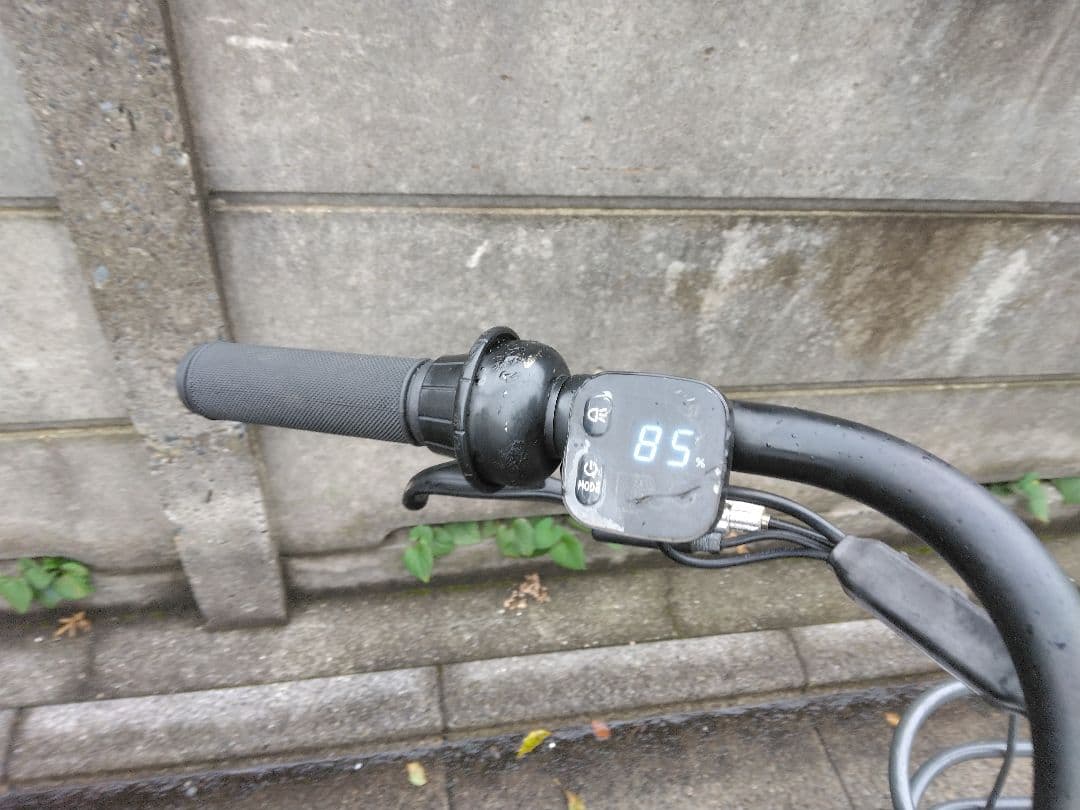 8月24日まで値下げ中　BRIDGESTONE ビッケモブdd ダークグレー