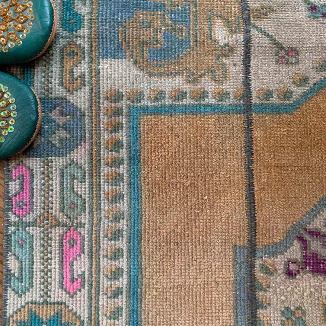 トルコヴィンテージラグ　アヴァノスラグ　96×53 パステル　パッチワークラグ