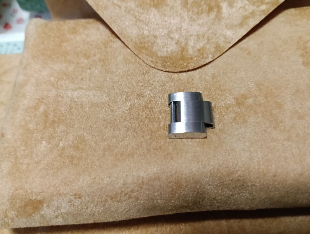 ROLEX ロレックスエアキング14000のレザーケースと余りコマ１個　時計なし