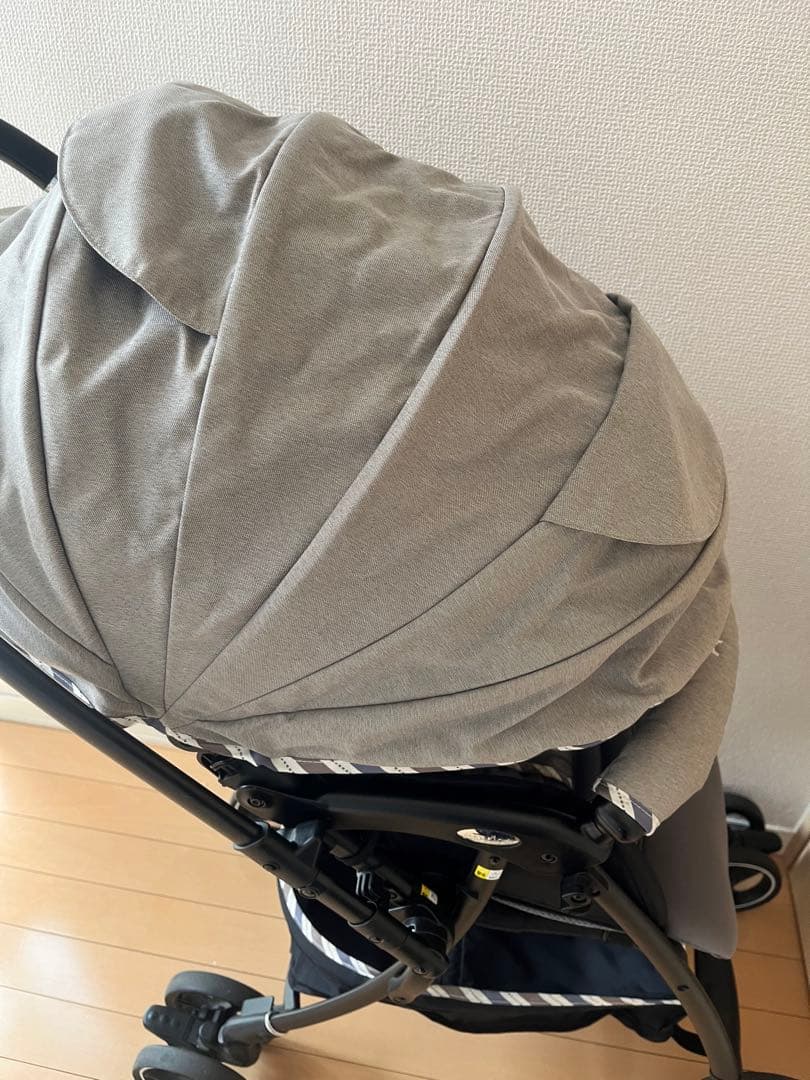 Aprica ラクーナエアーコンパクト　説明書有　ベビーカー　軽量