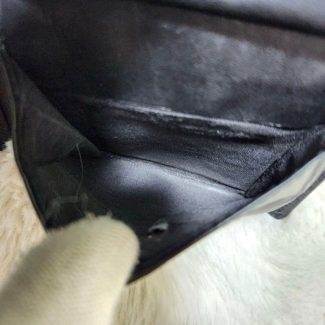 ✨極美品✨グッチ　二つ折り　小銭入れ　スネーク　アニマリエ　レザー　PVC