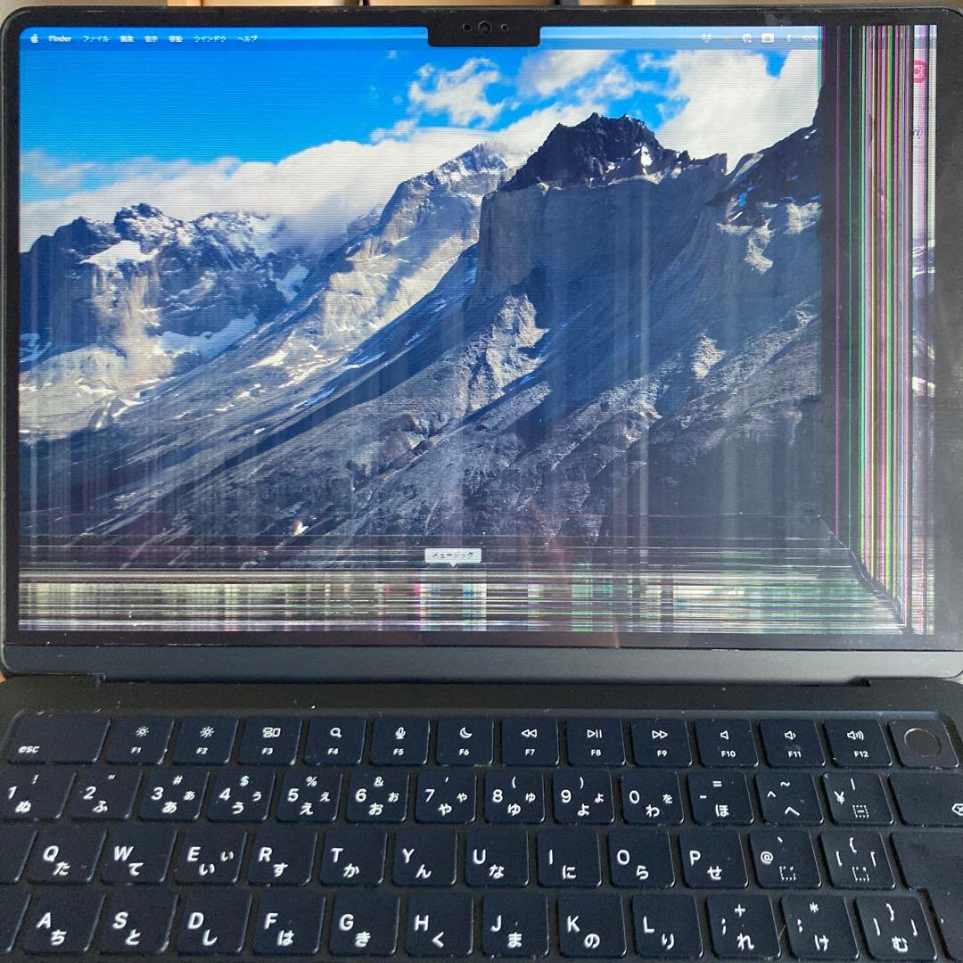 MacBook Air M2 13.6インチ　ミッドナイトブルー